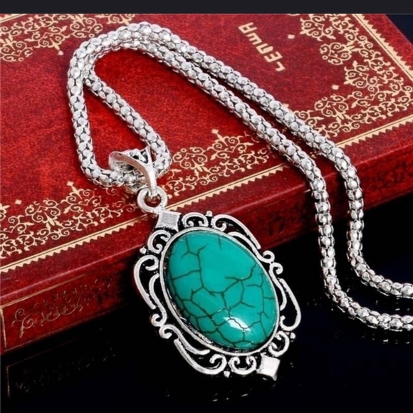 Jewelry - Vintage Tibetan silver & turquois necklace